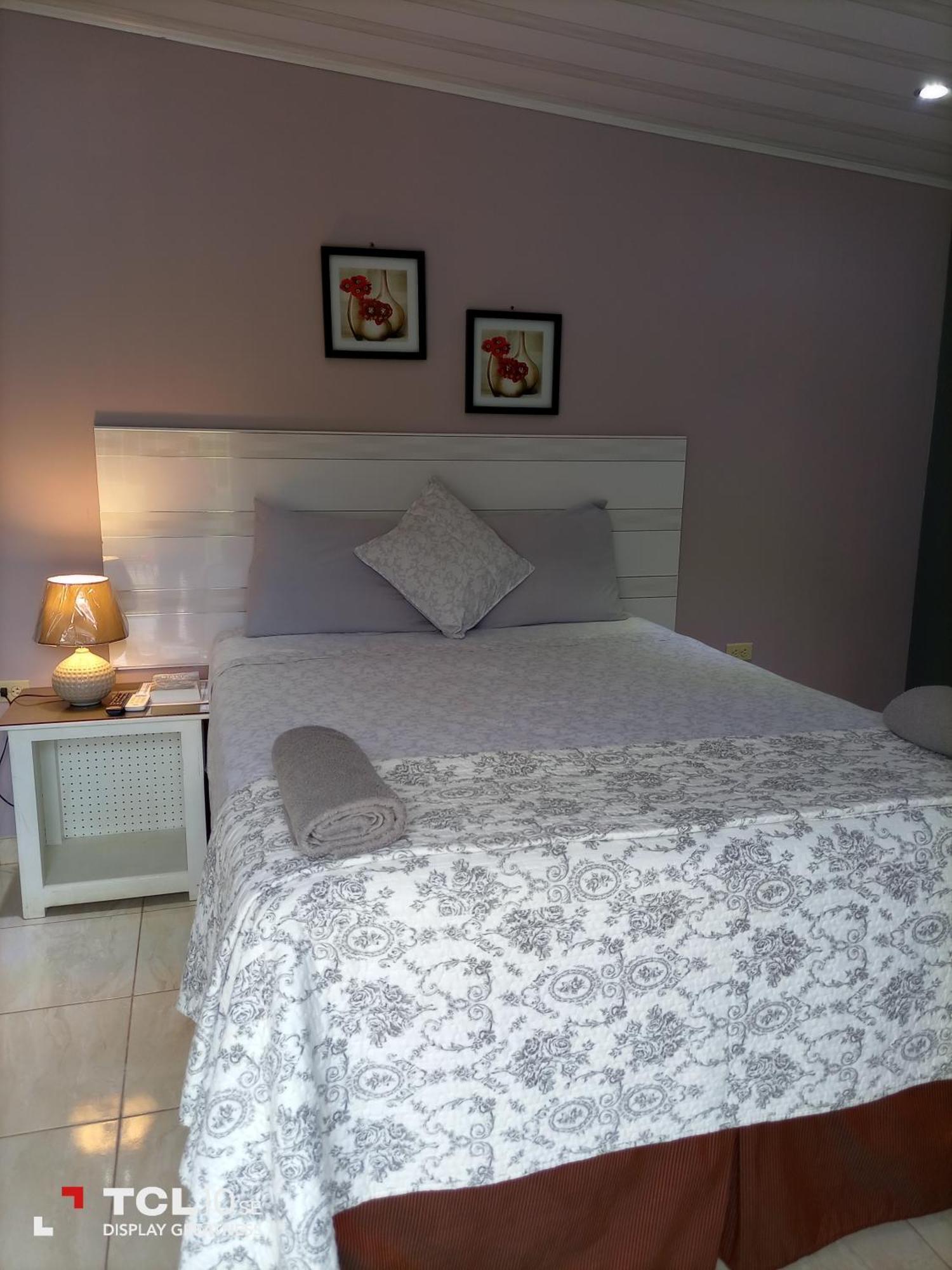 Hostal Vista Del Mar Trujillo Eksteriør billede